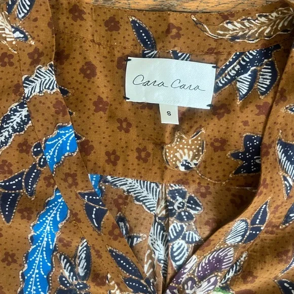 Cara Cara win top. Size small. New without tags. - Picture 5 of 11